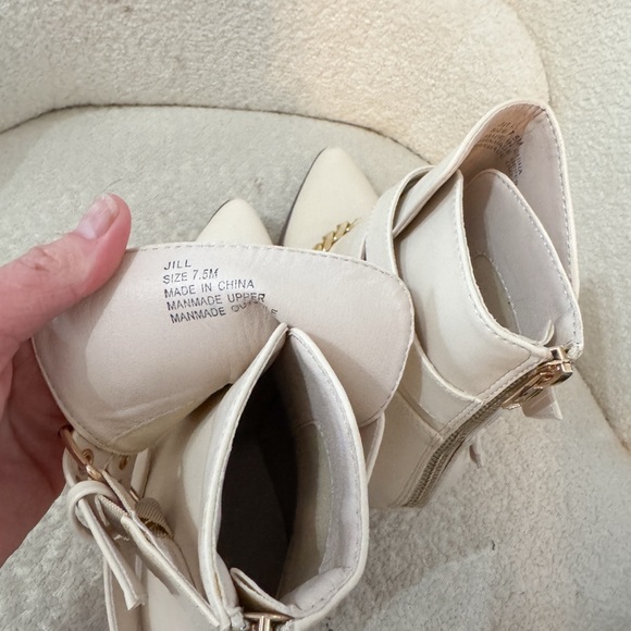 Matisse Cream Jill Ankle Boots with Gold Chain - Picture 8 of 11